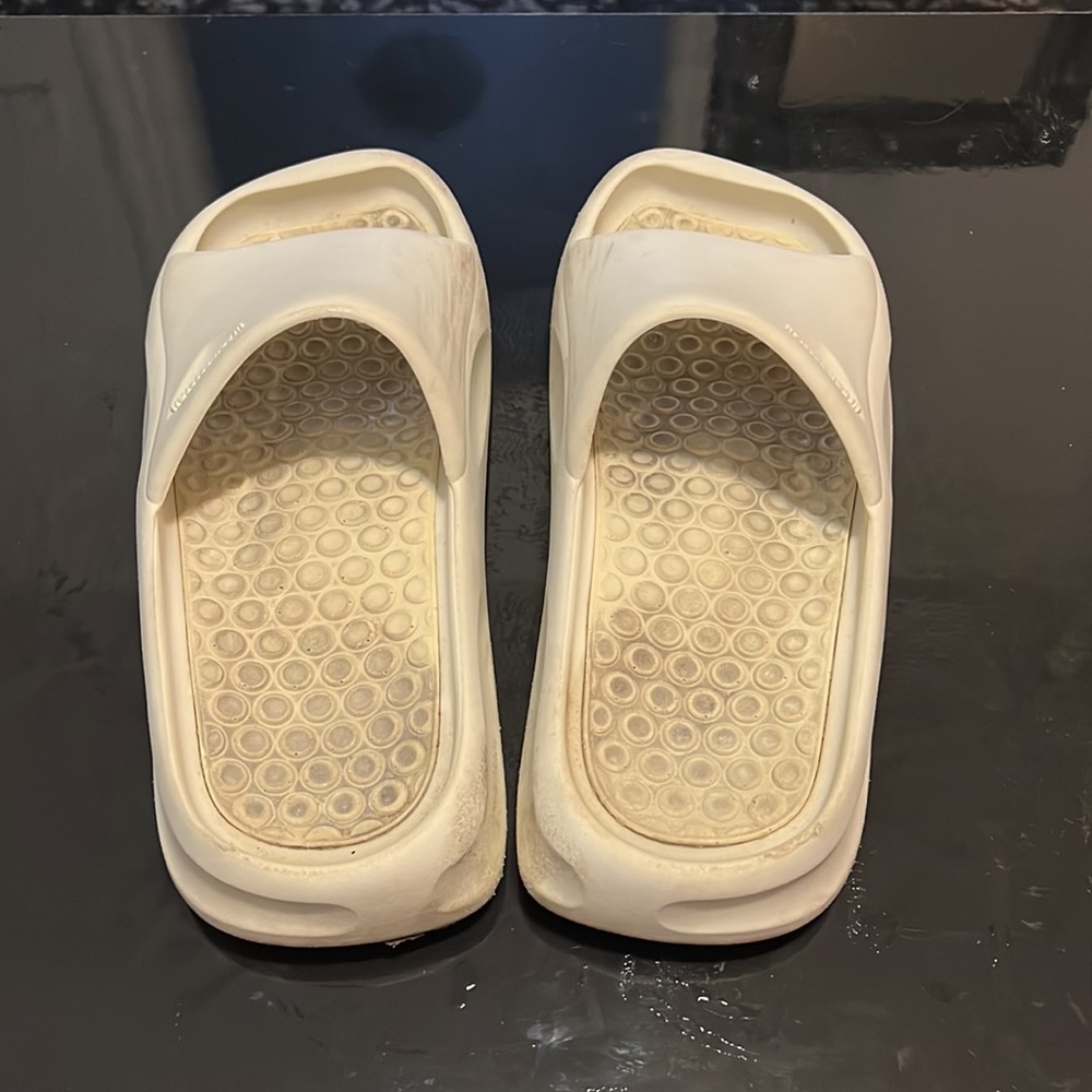 Heron Preston Square-Toe Moulded Slides - image 6
